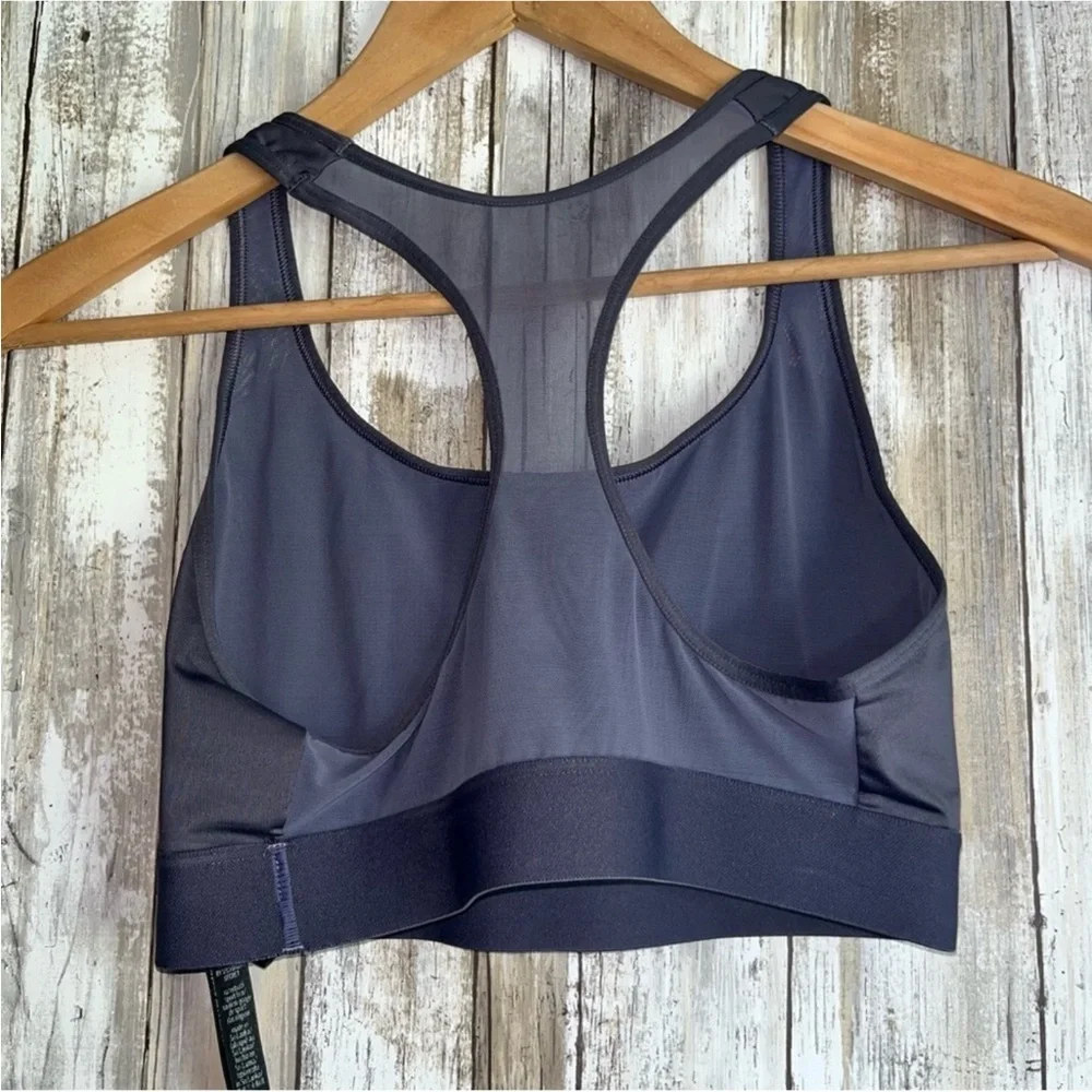 Victoria Sport Graphic Sports Bra - Picture 3 of 5